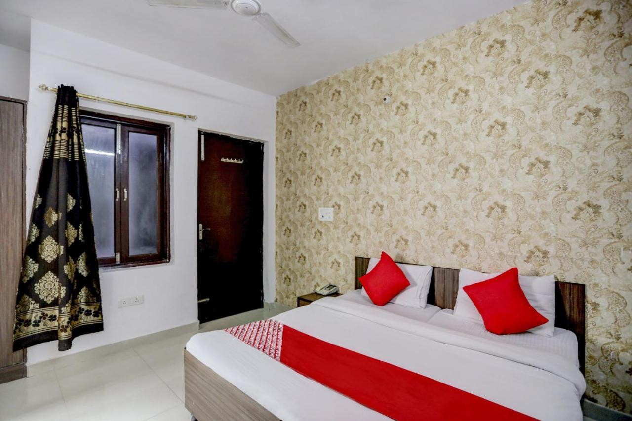 Hotel O Blissbourn New Delhi Exterior foto