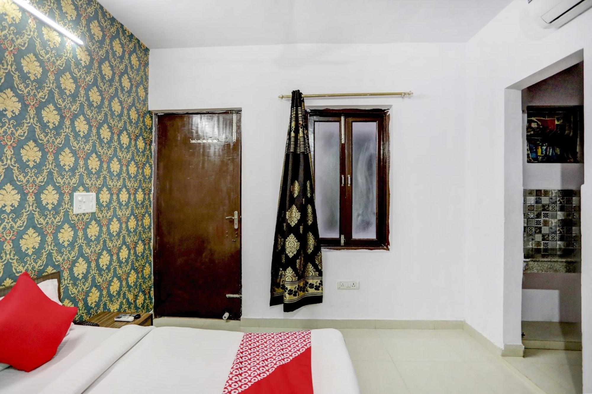 Hotel O Blissbourn New Delhi Exterior foto
